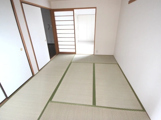 メゾンオートー