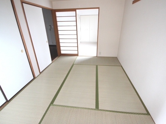 メゾンオートー