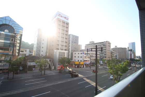 メゾンオートー