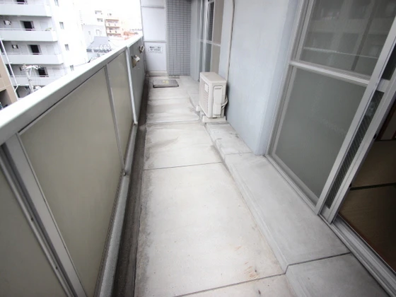 メゾンオートー