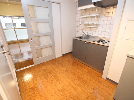 メゾンオートー