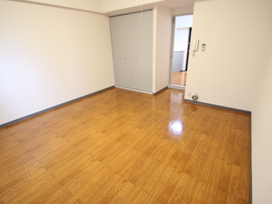 メゾンオートー