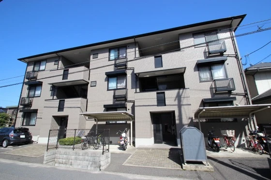 セジュール八幡