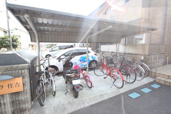 ヴィラ住吉 A棟