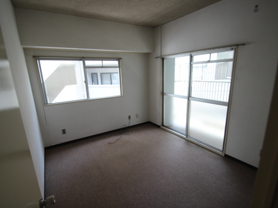 アップル比治山