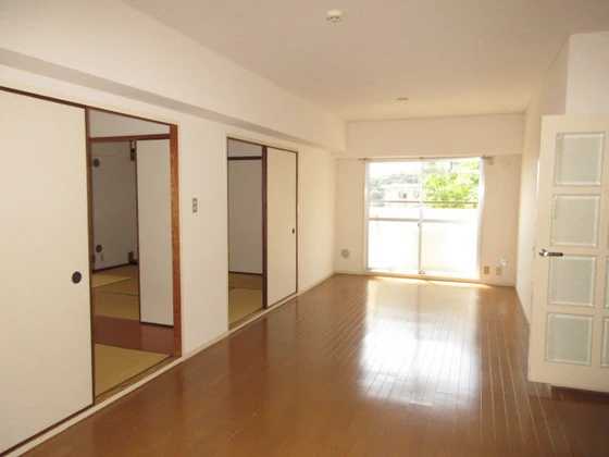 星和地所牛田コーポラス E棟