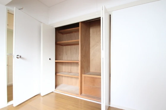 星和地所牛田コーポラス E棟