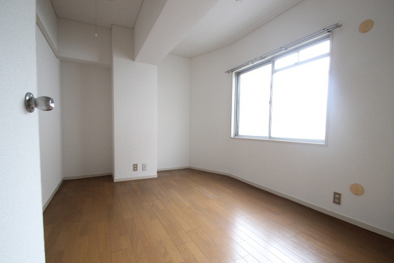 星和地所牛田コーポラス E棟