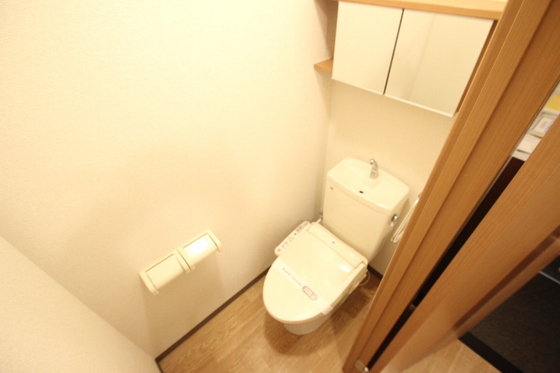 シェルル長束西