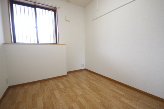 シェルル長束西