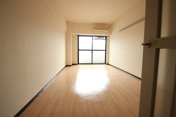 メルベーユ8番館