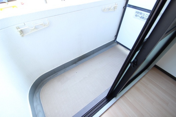 メルベーユ8番館