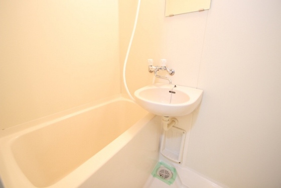 メルベーユ8番館