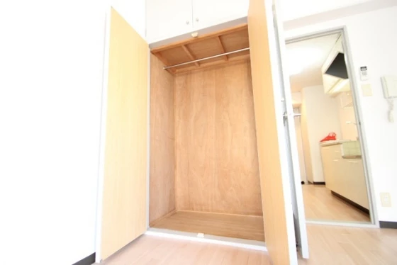 メルベーユ8番館