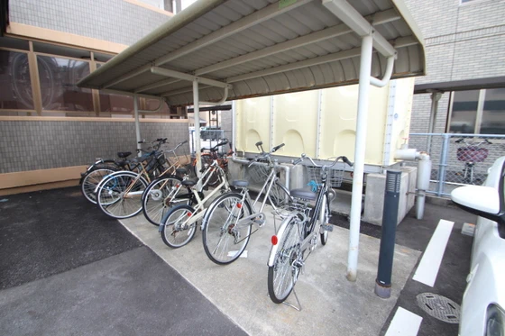 メルベーユ8番館