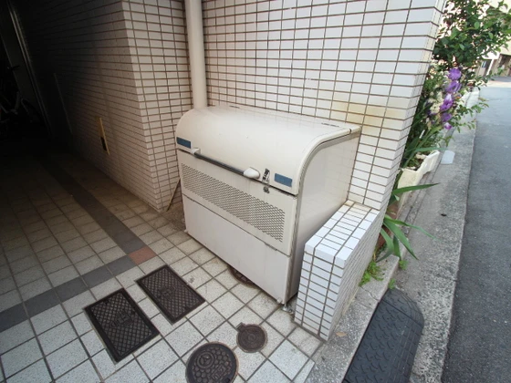 スクエアーハウス