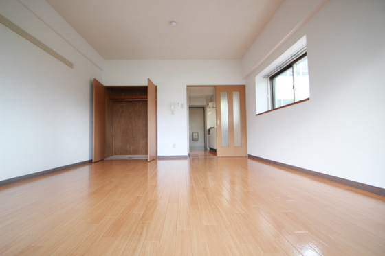 トレゾール東原