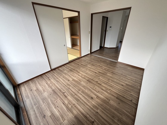 シャーメゾン緑井C棟