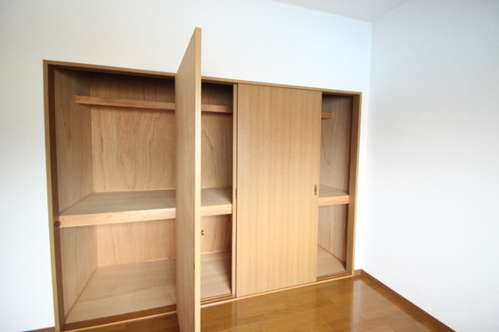 サンシャインハイム伊藤