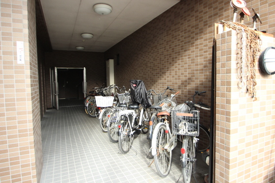 サンシャインハイム伊藤