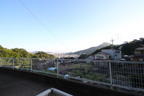 ビューハイム原田 A棟