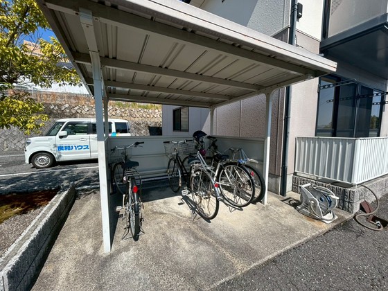 ビューハイム原田 A棟