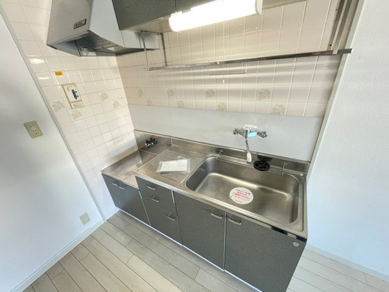 エクセレンス東野