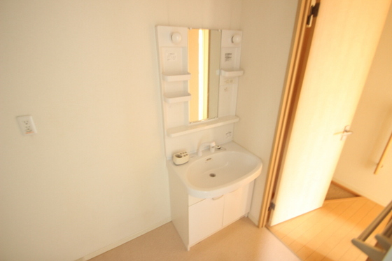 リアージュ B棟