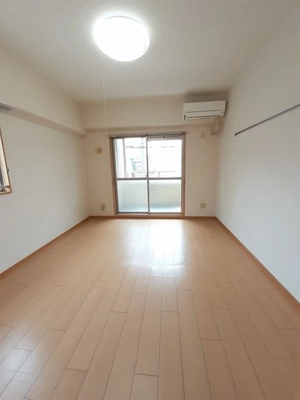 アヴニール東雲