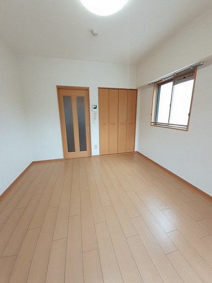 アヴニール東雲