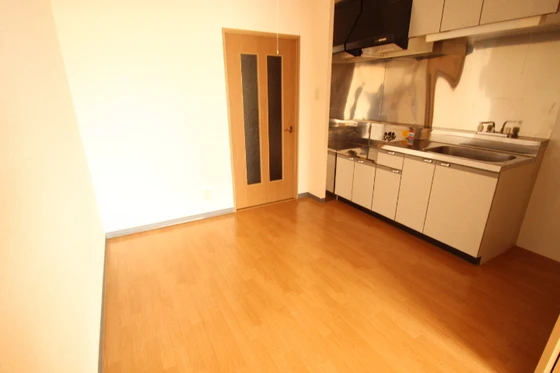 セブンセブン東本浦