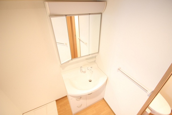 白島九軒町ハイツ