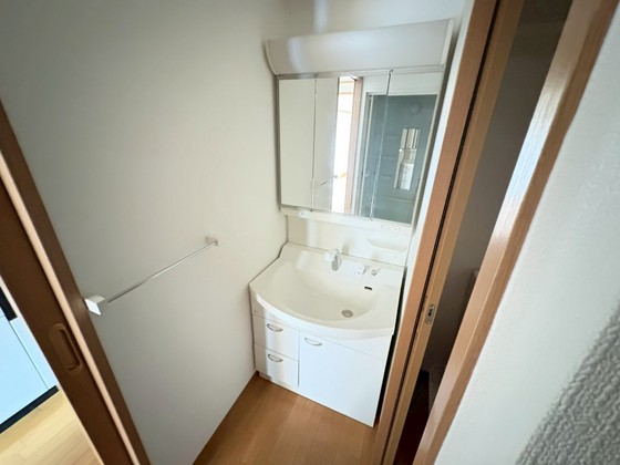 白島九軒町ハイツ