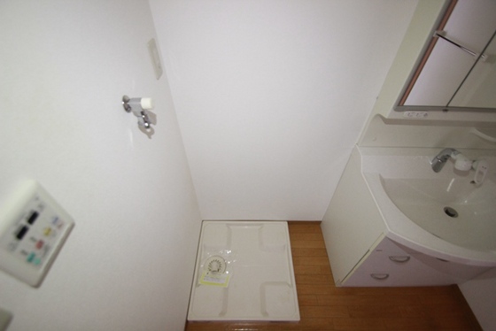 白島九軒町ハイツ