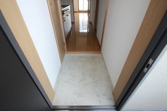 白島九軒町ハイツ