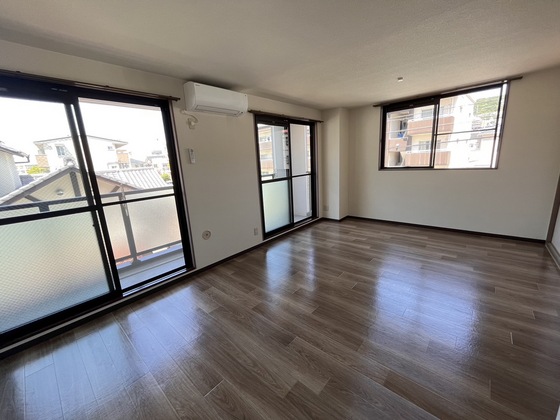 フィネスヒロタ