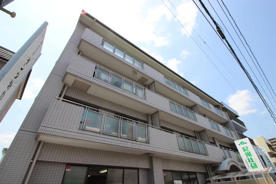 ファーレなかひろ