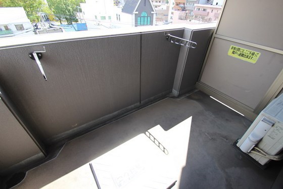 ロアール横川参番館