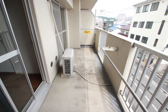 ファミール光町