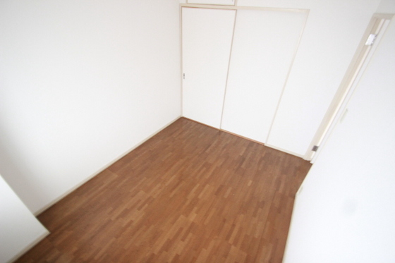 ファミール光町