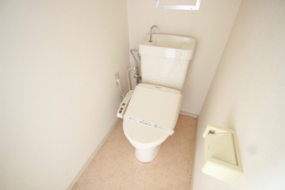 ファミール光町