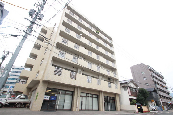 ファミール光町