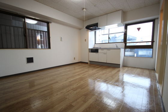 ハイタウン榎町