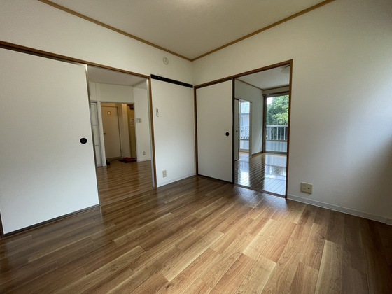 プレジールスミダ B棟