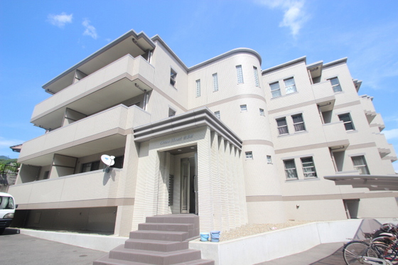 Green Street 壱番館