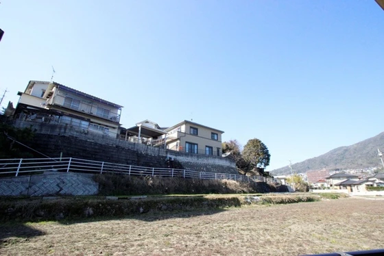 シェソワSATSUNO  E棟