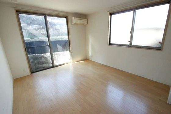 シェソワSATSUNO  E棟