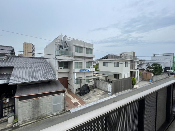 クレール東高須