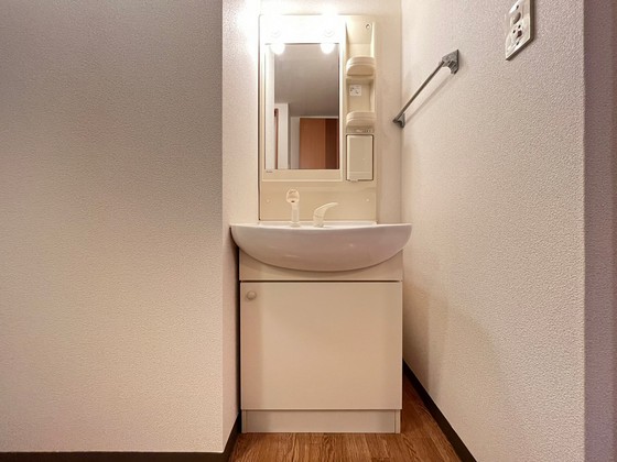 サン・リバー東原