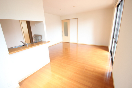 フィオレンテ B棟